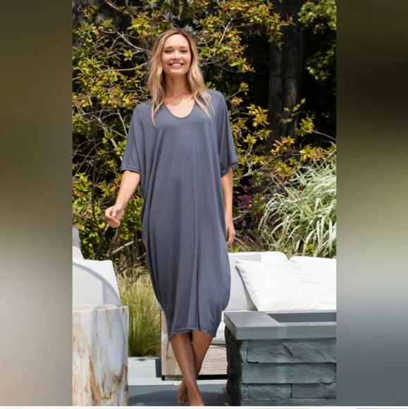 Barefoot Dreams Luxe Milk jersey kaftan black - Picture 15 of 16